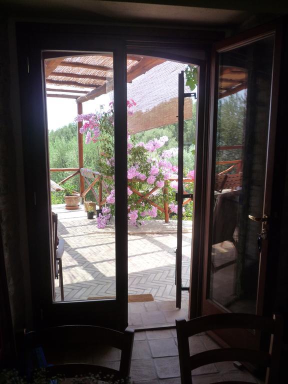 Rocca Del Vento Bed and Breakfast San Pantaleone Exteriör bild