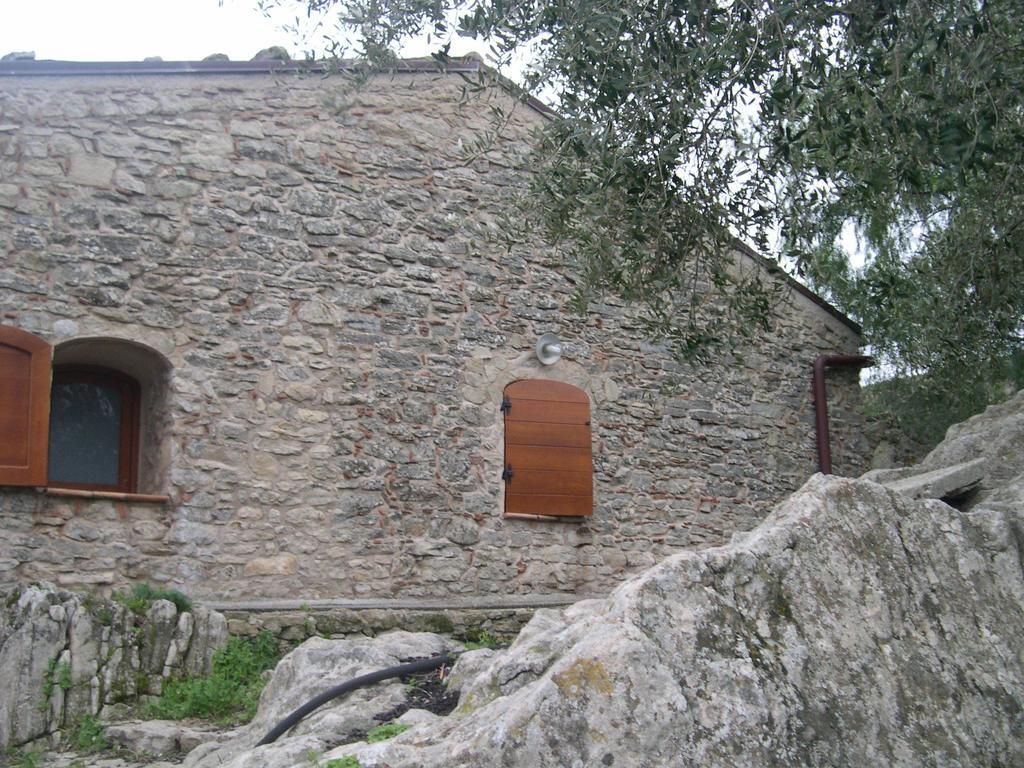 Rocca Del Vento Bed and Breakfast San Pantaleone Rum bild